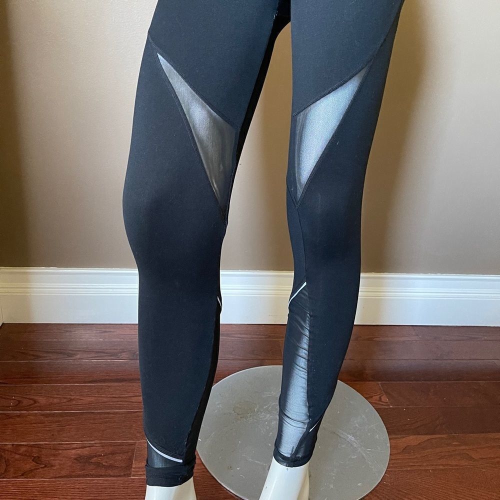 Fabletics High Waisted Leggings W/ Mesh Decor - image 2